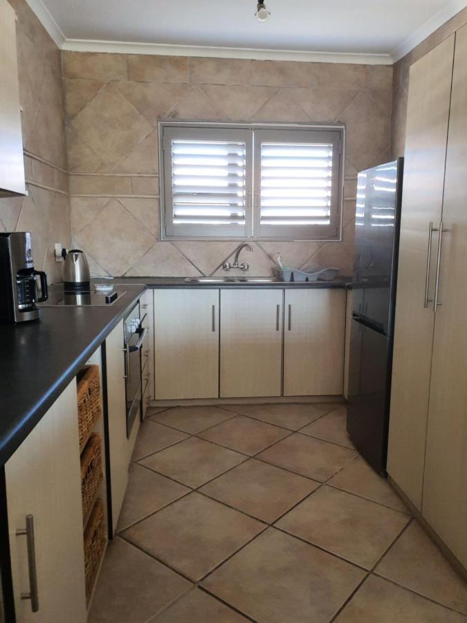 Albatross Guesthouse Langebaan Exterior foto
